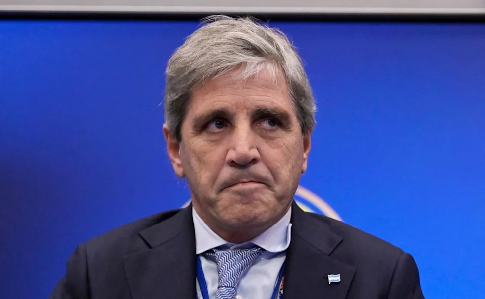 caputo preocupado