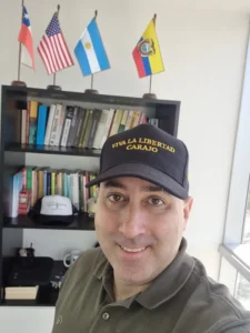 Fundador de La Derecha Diario.