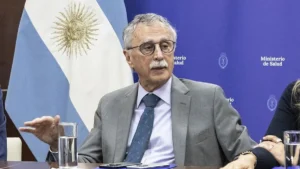 Mario Lugones, ministro de Salud.